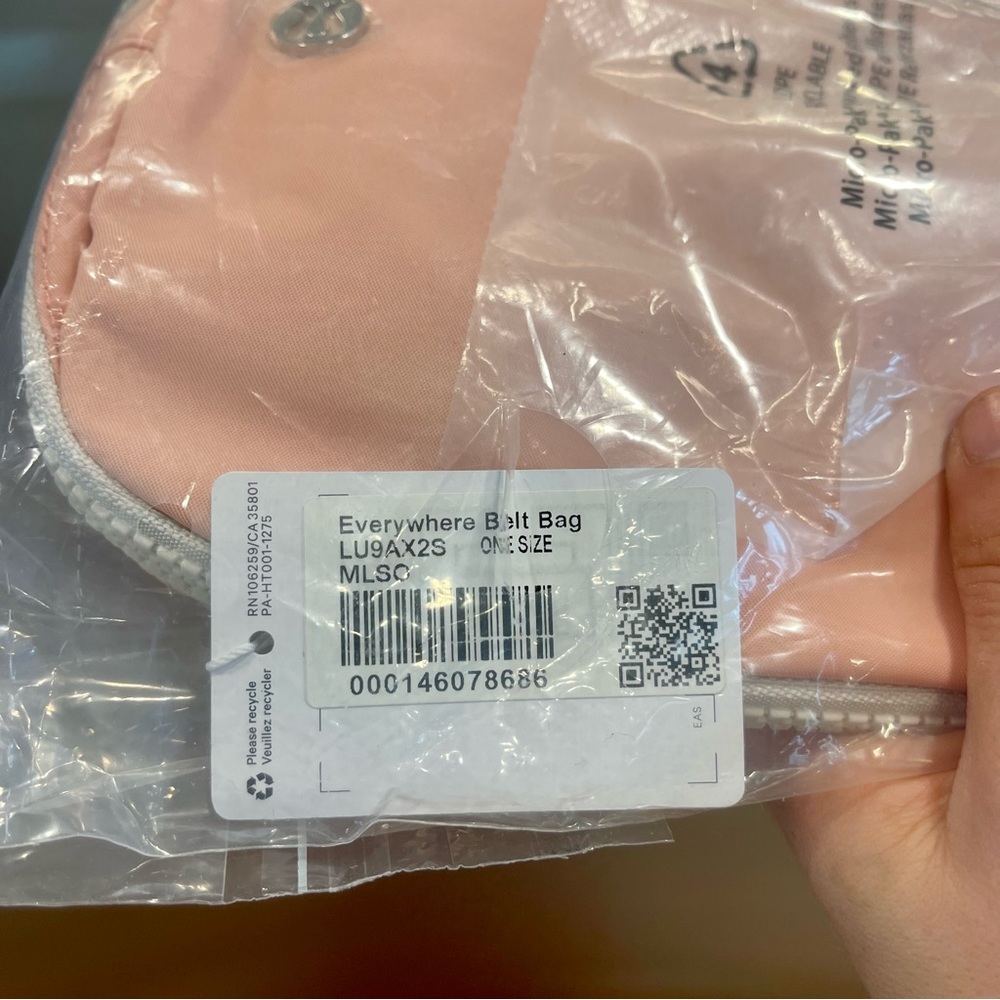 NWT Melon Sorbet Lululemon Everywhere Belt bag silver hardware logo 1L size pink - Picture 7 of 14